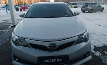 Toyota Camry 2012 года за 9 000 000 тг. в Усть-Каменогорск фото 2