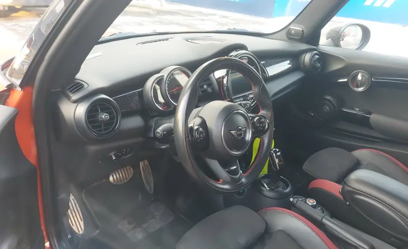 MINI Hatch 2018 года за 16 000 000 тг. в Алматы фото 5