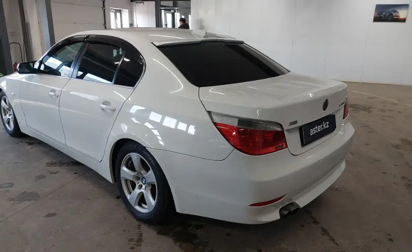 BMW 5 серии 2004 года за 5 800 000 тг. в Астана фото 4