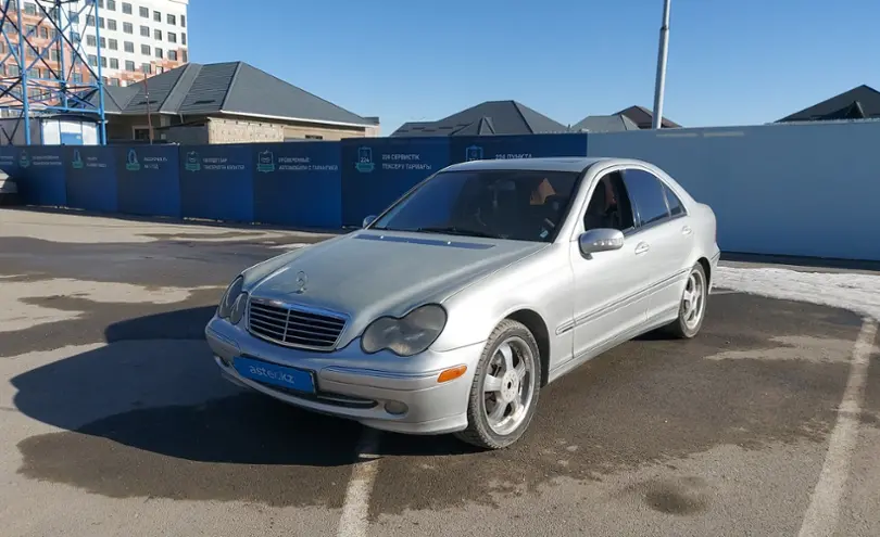 Mercedes-Benz C-Класс 2003 года за 2 500 000 тг. в Шымкент