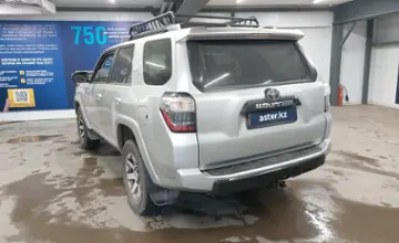 Toyota 4Runner 2020 года за 21 500 000 тг. в Астана фото 4