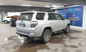 Toyota 4Runner 2020 года за 21 500 000 тг. в Астана фото 3
