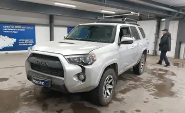 Toyota 4Runner 2020 года за 21 500 000 тг. в Астана фото 1