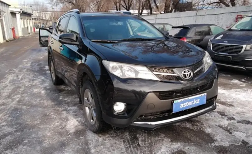 Toyota RAV4 2015 года за 10 000 000 тг. в Алматы фото 3