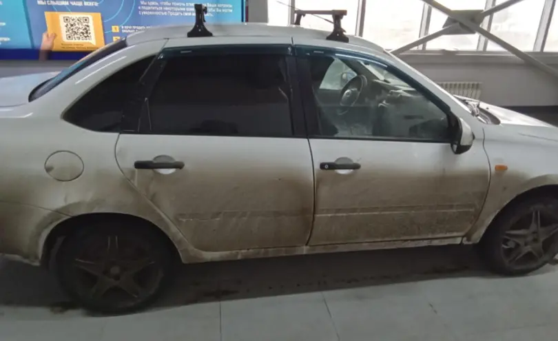 LADA (ВАЗ) Granta 2014 года за 2 000 000 тг. в Уральск фото 4