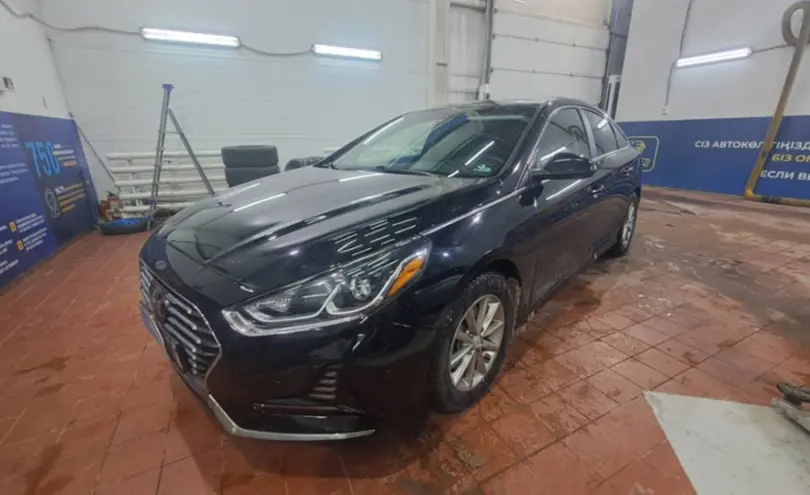 Hyundai Sonata 2017 года за 8 500 000 тг. в Астана