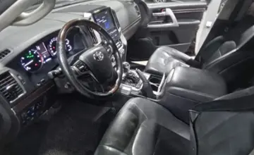 Toyota Land Cruiser 2019 года за 40 000 000 тг. в Алматы фото 5