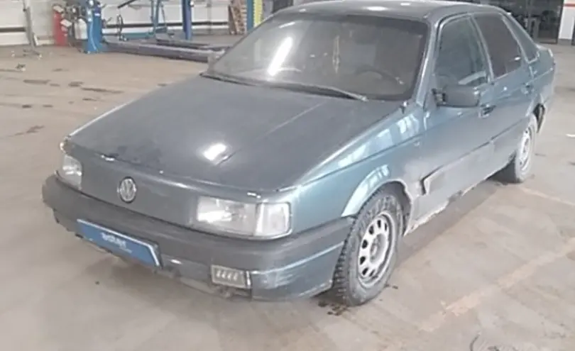 Volkswagen Passat 1988 года за 500 000 тг. в Караганда