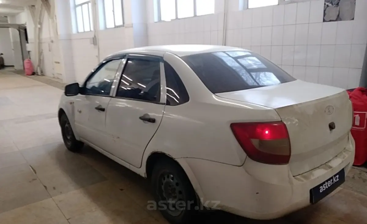 LADA (ВАЗ) Granta 2012