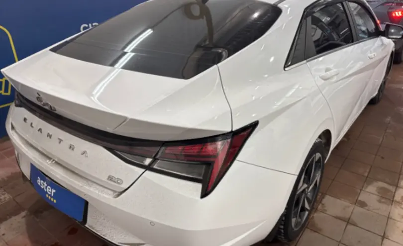 Hyundai Elantra 2021 года за 9 500 000 тг. в Астана фото 5