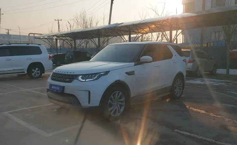 Land Rover Discovery 2017 года за 23 000 000 тг. в Алматы