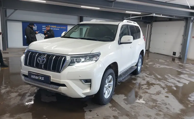 Toyota Land Cruiser Prado 2022 года за 36 000 000 тг. в Астана