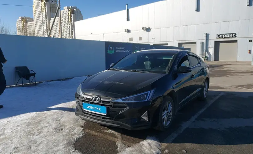 Hyundai Elantra 2019 года за 9 500 000 тг. в Шымкент