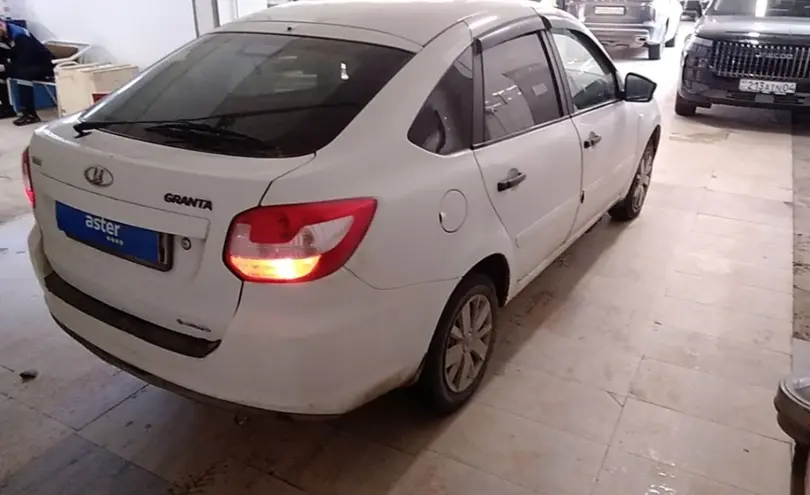LADA (ВАЗ) Granta 2018 года за 3 000 000 тг. в Актобе фото 5