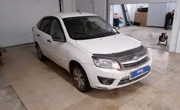LADA (ВАЗ) Granta 2018 года за 3 000 000 тг. в Актобе фото 3