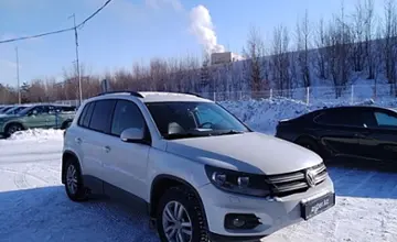 Volkswagen Tiguan 2015 года за 8 000 000 тг. в Усть-Каменогорск фото 3