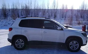 Volkswagen Tiguan 2015 года за 8 000 000 тг. в Усть-Каменогорск фото 4