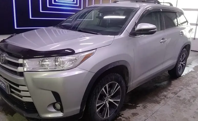 Toyota Highlander 2019 года за 19 000 000 тг. в Павлодар