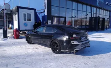 Toyota Camry 2019 года за 15 000 000 тг. в Усть-Каменогорск