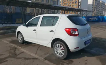 Renault Sandero 2020 года за 5 200 000 тг. в Алматы фото 4