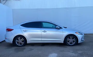 Hyundai Elantra 2018 года за 6 440 000 тг. в Уральск фото 4