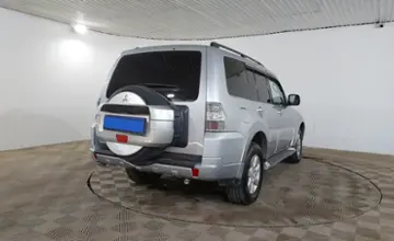 Mitsubishi Pajero 2012 года за 9 200 000 тг. в Шымкент