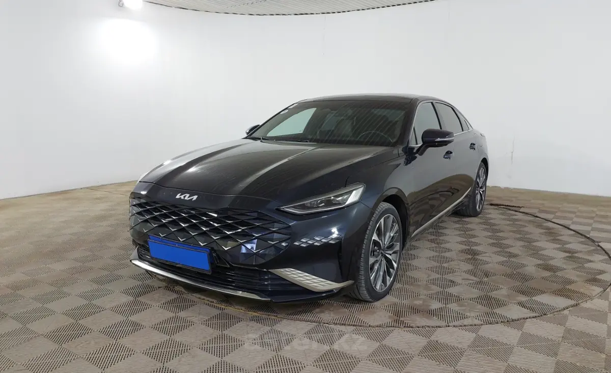 2022 Kia K8