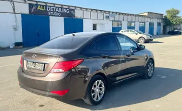 Hyundai Solaris 2015 года за 5 450 000 тг. в Актау