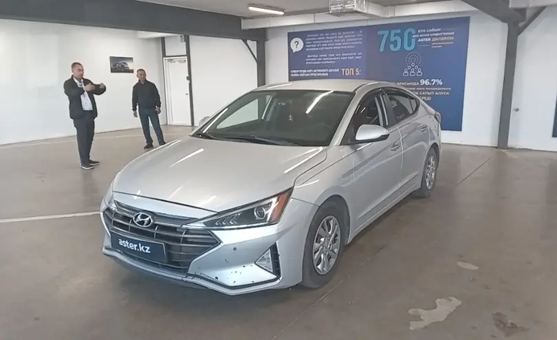 Hyundai Elantra 2018 года за 7 690 000 тг. в Астана