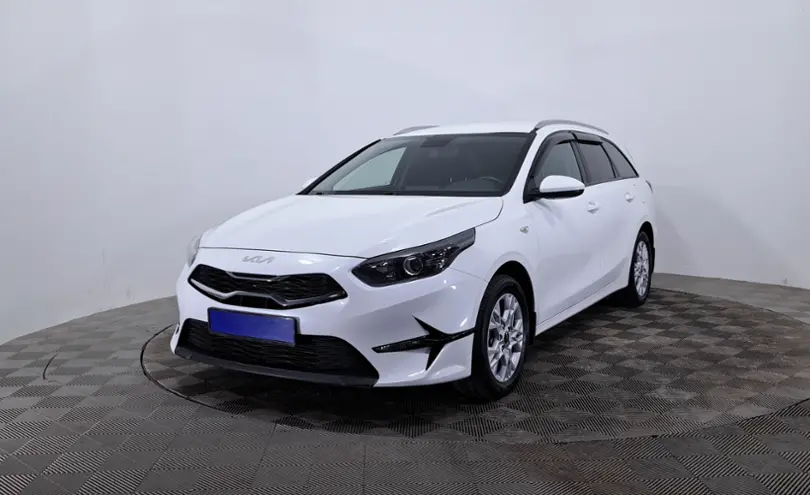 Kia Ceed SW 2023 года за 9 490 000 тг. в Астана