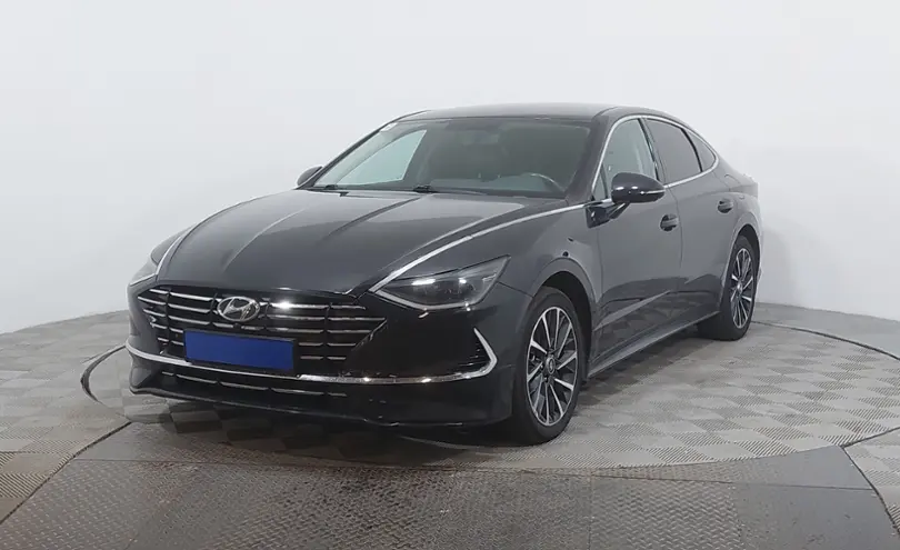 Hyundai Sonata 2023 года за 13 290 000 тг. в Астана
