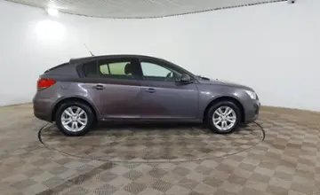 Chevrolet Cruze 2013 года за 2 790 000 тг. в Шымкент фото 4