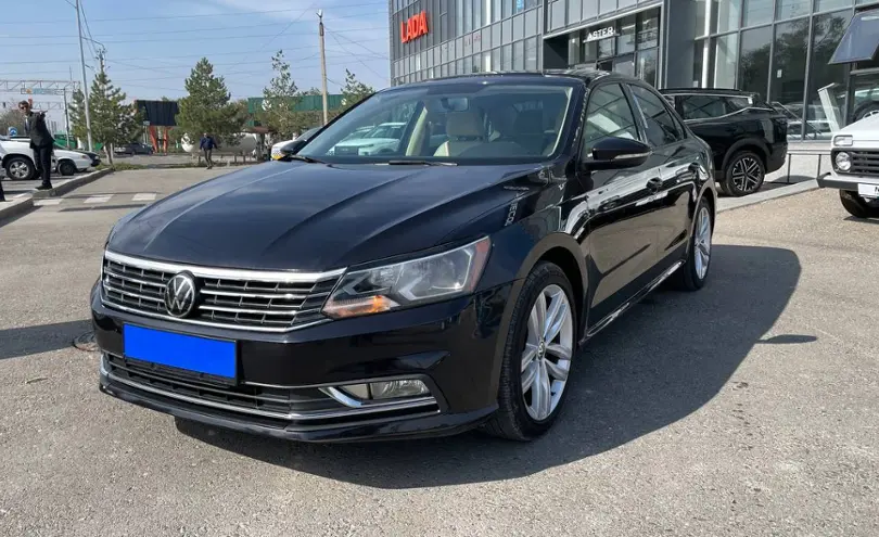 Volkswagen Passat 2018 года за 7 450 000 тг. в Тараз