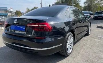 Volkswagen Passat 2018 года за 7 280 000 тг. в Тараз