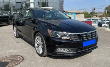 Volkswagen Passat 2018 года за 7 280 000 тг. в Тараз фото 3