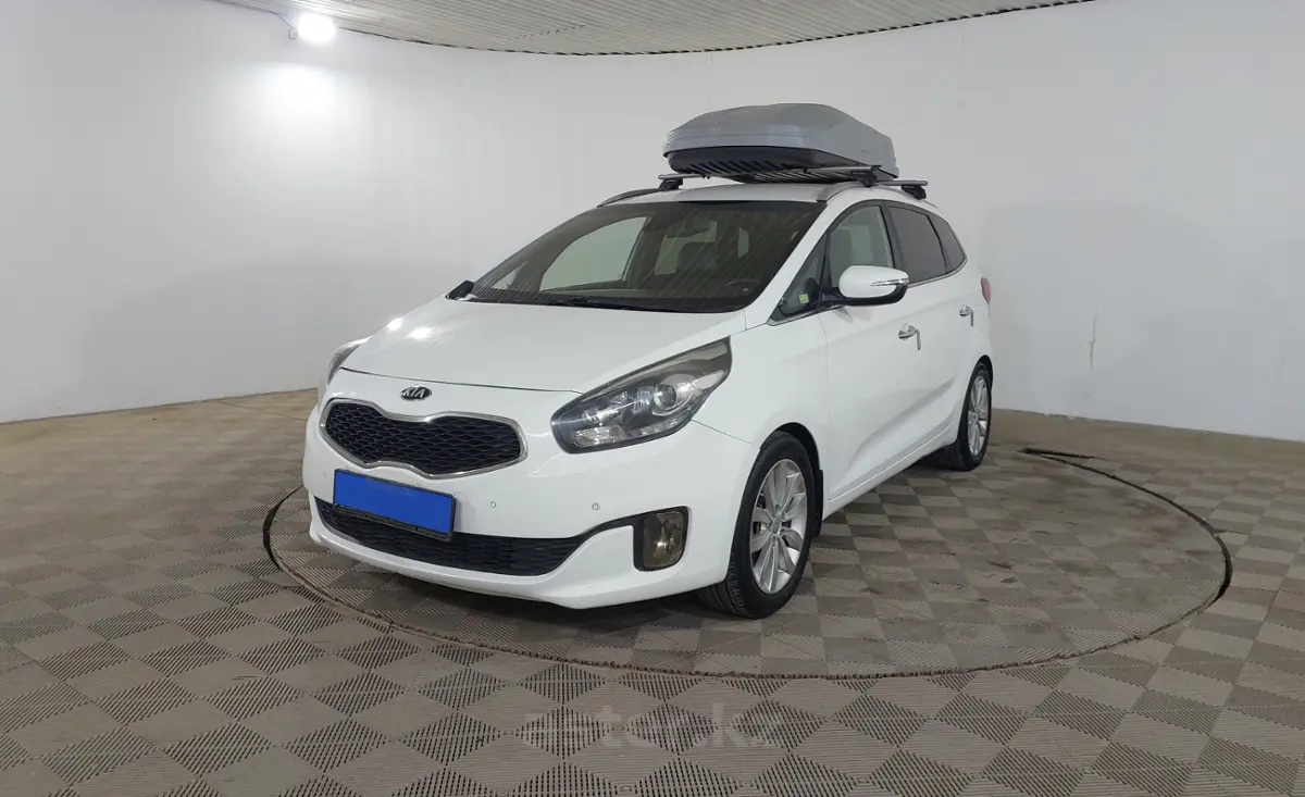 2014 Kia Carens