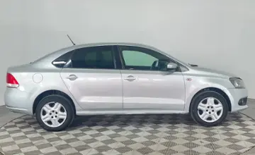 Volkswagen Polo 2015 года за 2 990 000 тг. в Караганда фото 4