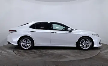 Toyota Camry 2019 года за 13 680 000 тг. в Астана фото 4