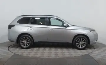 Mitsubishi Outlander 2013 года за 7 190 000 тг. в Астана фото 4