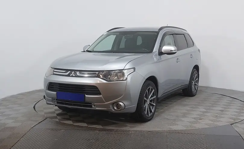 Mitsubishi Outlander 2013 года за 7 190 000 тг. в Астана
