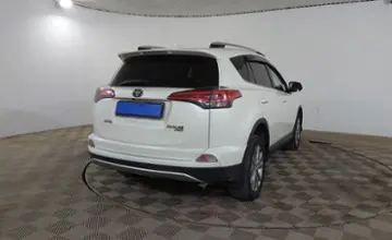 Toyota RAV4 2017 года за 10 990 000 тг. в Шымкент