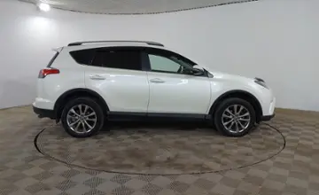 Toyota RAV4 2017 года за 10 990 000 тг. в Шымкент фото 4