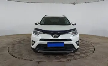 Toyota RAV4 2017 года за 10 990 000 тг. в Шымкент фото 2