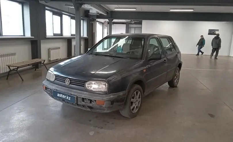 Volkswagen Golf 1994 года за 690 000 тг. в Астана
