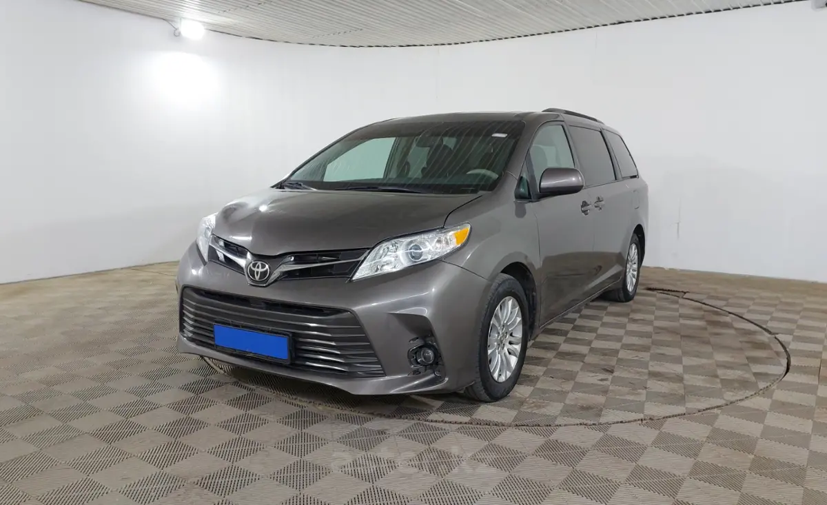 2014 Toyota Sienna