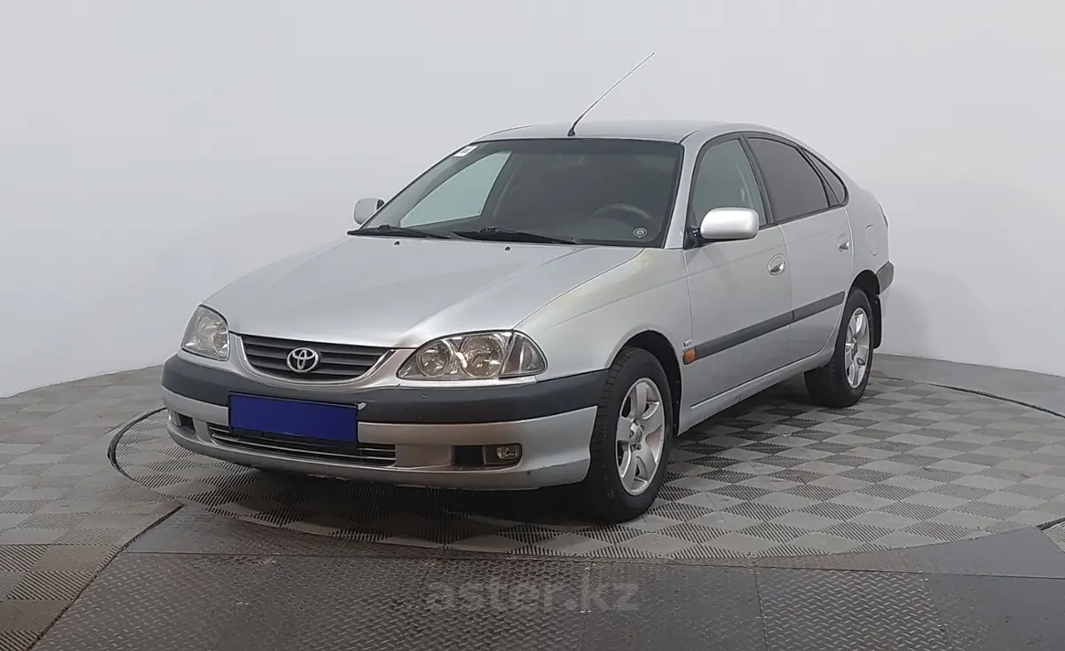 2002 Toyota Avensis