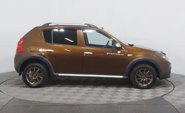 Renault Sandero 2014 года за 4 390 000 тг. в Астана фото 4