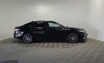 Toyota Camry 2021 года за 17 100 000 тг. в Алматы фото 4