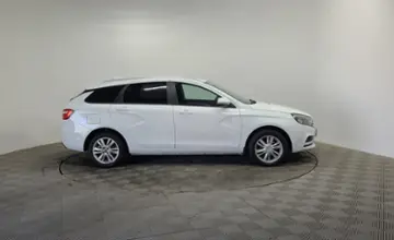 LADA (ВАЗ) Vesta 2018 года за 4 490 000 тг. в Алматы фото 4