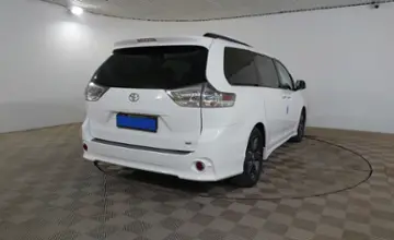 Toyota Sienna 2015 года за 14 600 000 тг. в Шымкент